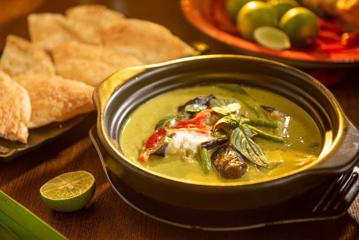 Finished Thai green curry with vegetables